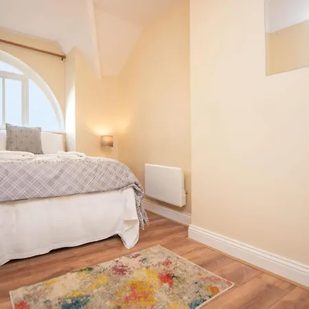 Kirwan'S Lane Townhouse-2