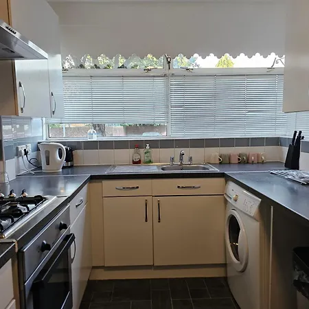 London E1 Stay-3