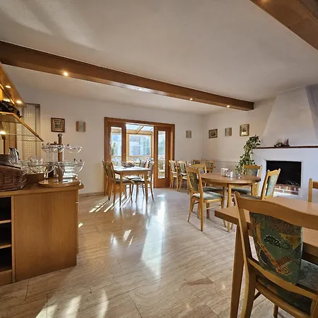 Arrivel Hotel Am Bergson-2