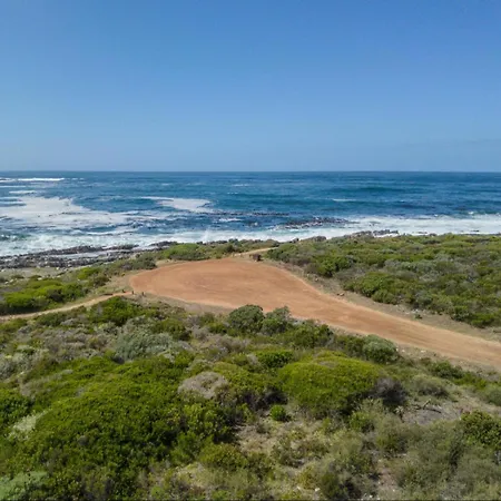 Sandbaai Country House-2