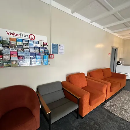 Airport Westney Lodge-3