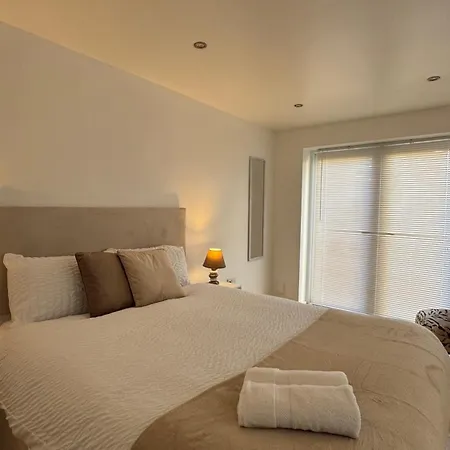 Little Luxe Shared House-2