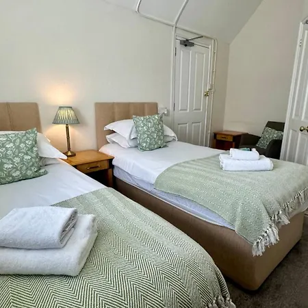 The Cricketers Inn-2