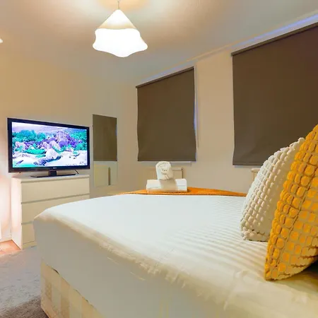 Opulent Retreat-3