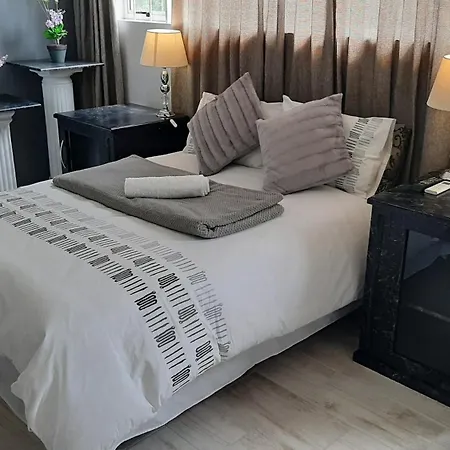 Bella Vista Guest House La Lucia Umhlanga-3