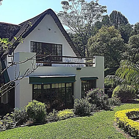 Warrens Guest House-2