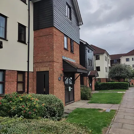 Wembley House-2