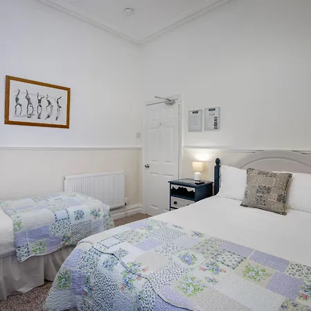 The Wescoe Guesthouse-3