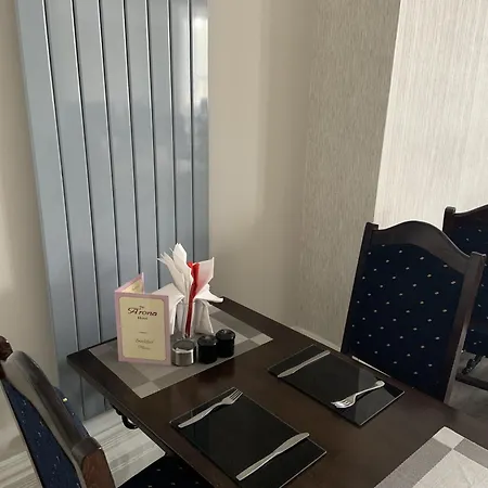 Arona Guest Hotel-3