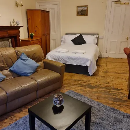 Haymarket Station Rooms-3