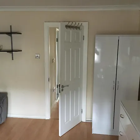 Newham Residence-2