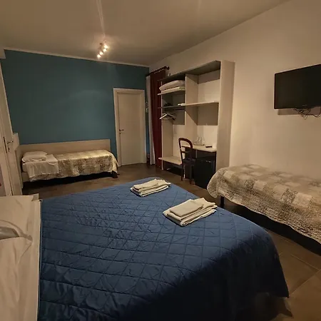 Belvedere Rooms Guest House-2