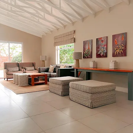 Bunkers Inn Guesthouse-2