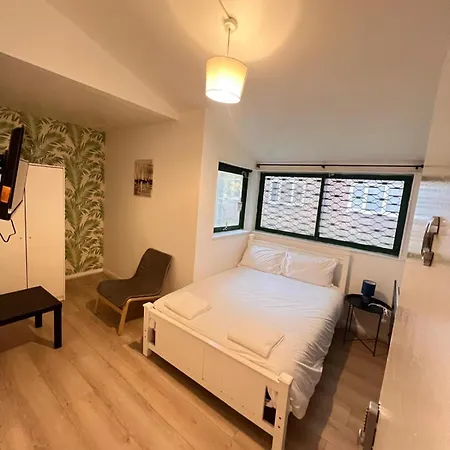 London E2 Rooms-3