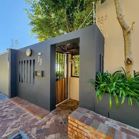 Bluegum Hill Guesthouse & Apartments-3