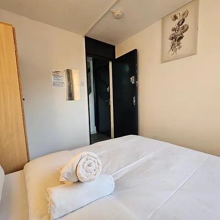 Wapping Stay-2