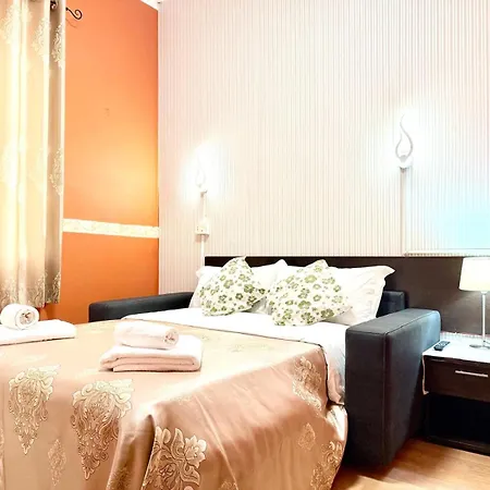 Green Guesthouse-3