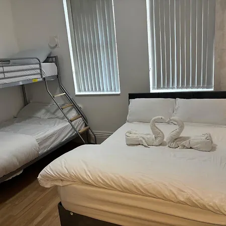 Wicker Guesthouse-3