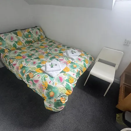 B&B Runway Blackpool - Minutes From Winter Gardens - Dog Friendly - Exceptionally Quiet - Very Close H&A Social Club (Adults Only)-2