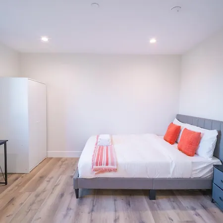 Modern Private Ensuite Room Near Usc-2