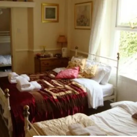 No. 9 Guest House-3