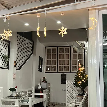 Ree Guesthouse-2