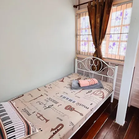 Honey Place Guesthouse-3
