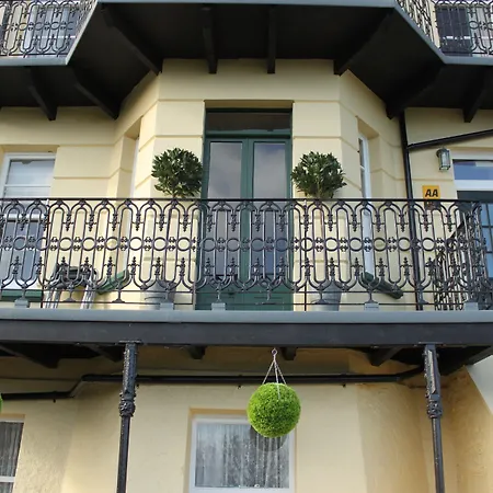 The Collingdale Guest House-3
