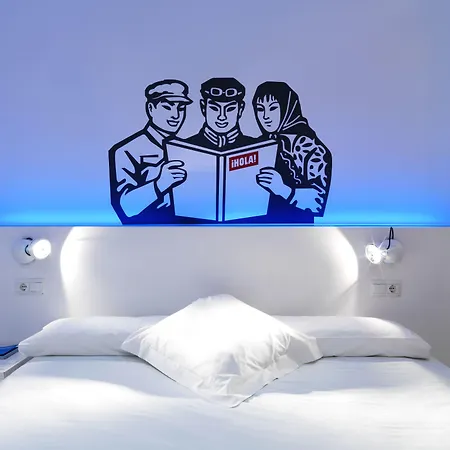 Chic&Basic Tallers Hostal-2