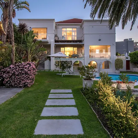 The Clarendon - Fresnaye-3