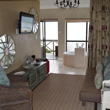 On The Beach Guesthouse Jeffreys Bay-2