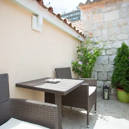 House Sandra-3