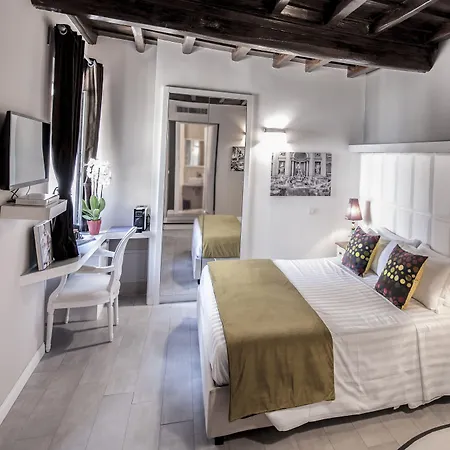 Town House Spagna-2