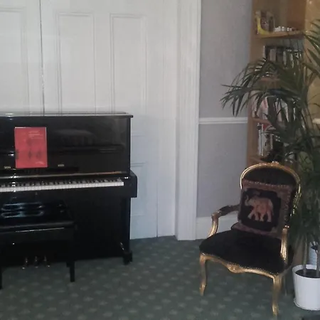 St. Aiden'S Guesthouse-2