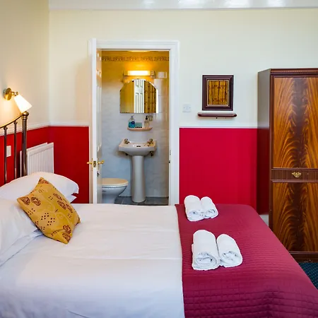 Strathallan Guest House-2