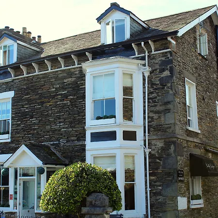 Holly Lodge Guest House With Free Off Site Health Club-3