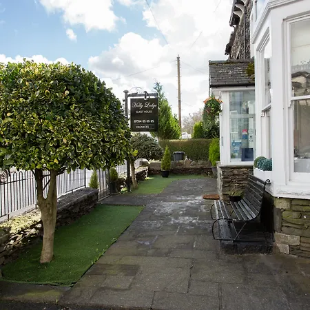 Holly Lodge Guest House With Free Off Site Health Club-2