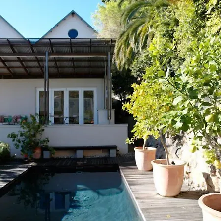 Four Rosmead Boutique Guesthouse-2