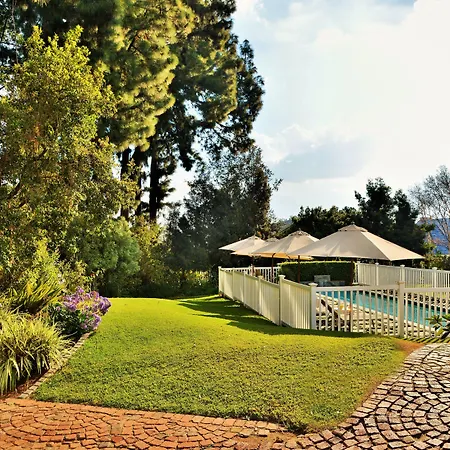 Hyde Park Guest House-3