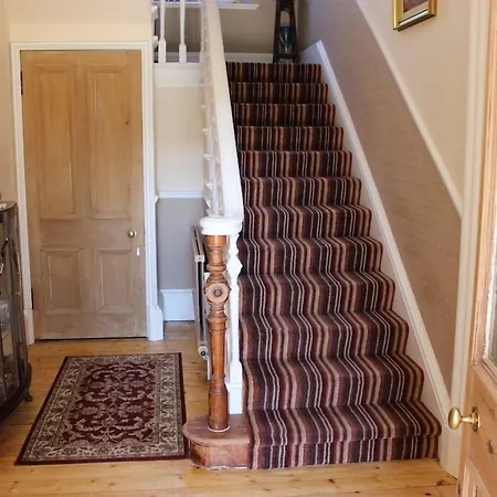 Annslea Guest House-2