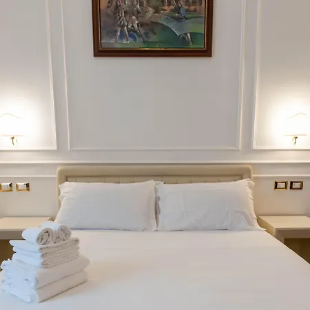 Navona Central Suites-3