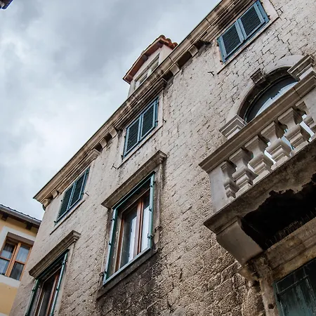 Palace Tartaglia-3