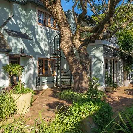 Hedge House Guest House-2