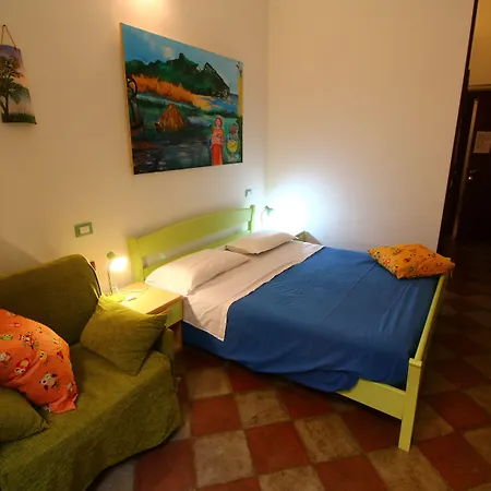 Trasteverooms La Bernardon-3