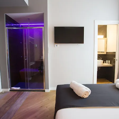 Ara Suite-3