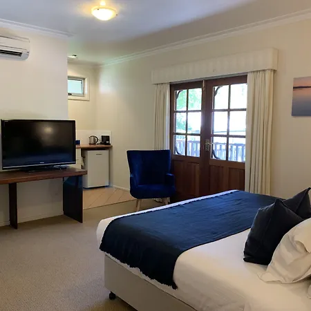 Guildford River Retreat-2