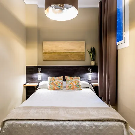 El Born Guest House By Casa Consell-2
