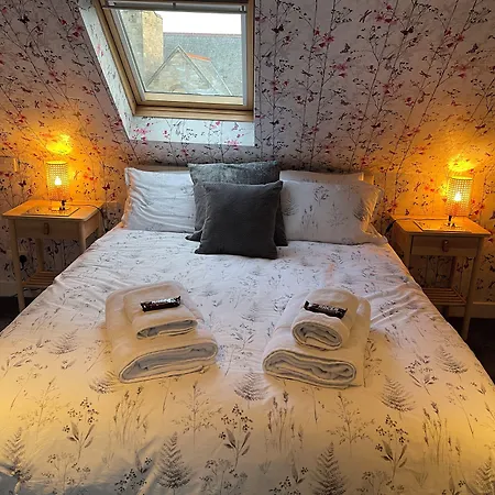 Dionard Guest House-3