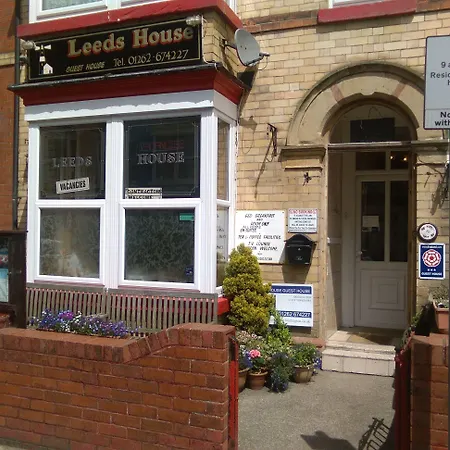 Leeds House Guest House-3