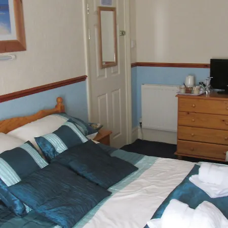 Tregella Guest House-2